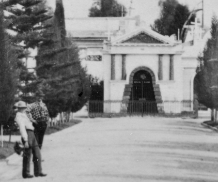 Recoleta Cemetery, Buenos Aires, Mejoras en la Capital de la República Argentina 1880-85, Foto-Lito, E. Halitzki