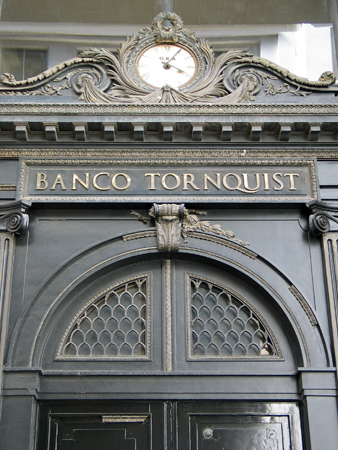 Recoleta Cemetery, Buenos Aires, La City, Banco Tornquist