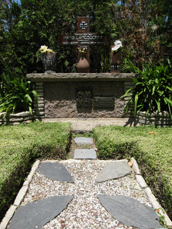 Cementerio Alemán, Capt Hans Langdorff