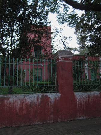 San Isidro, La Porteña, Luis Vernet