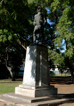 Buenos Aires, Juan Martín Pueyrredón, Plaza X, statue