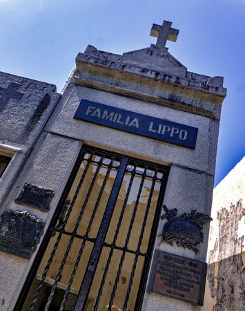 Buenos Aires, Recoleta Cemetery, Lippo