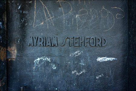 Alta Gracia, Myriam Stefford