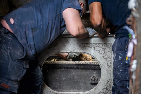 Recoleta Cemetery, Buenos Aires, Camila O'Gorman, vault, Jaime Olivos