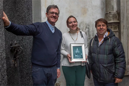 Recoleta Cemetery, Buenos Aires, Camila O'Gorman, vault, Jaime Olivos